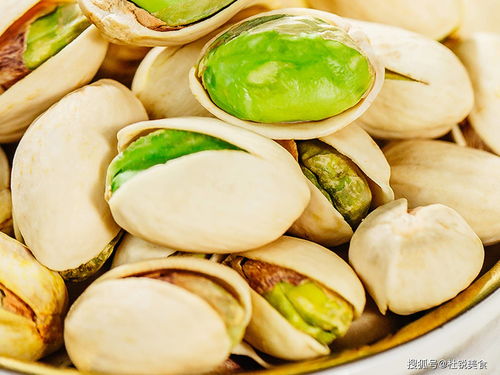 年貨必囤！遇見(jiàn)這5種干果別猶豫，解饞又平價(jià)，全家老小都喜愛(ài)